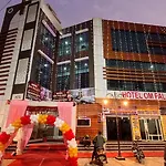 Hotel Om Palace